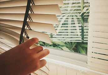 Persiana: Vale a Pena Arrumar ou Trocar?